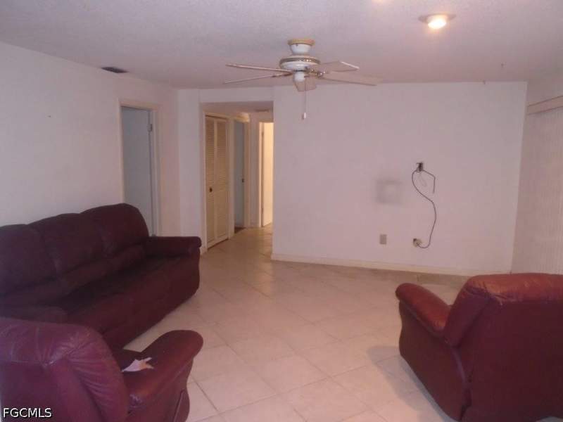 4 bedroom SingleFamilyResidence at 13868 Lazy Ln, River Forest, Fort Myers — photo 4