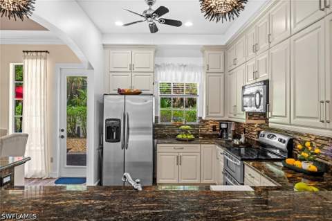 4830 Europa Dr, Naples FL - photo 13 of 40