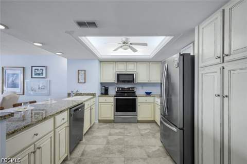 15021 Punta Rassa Rd 402, Fort Myers FL - photo 8 of 32