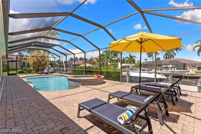 3 bedroom SingleFamilyResidence at 3522 SE 19th Ave, Palaco Grande, Cape Coral — photo 2