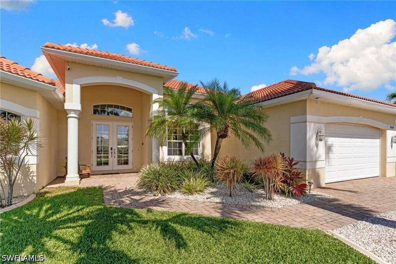 3 bedroom SingleFamilyResidence at 3522 SE 19th Ave, Palaco Grande, Cape Coral — photo 3