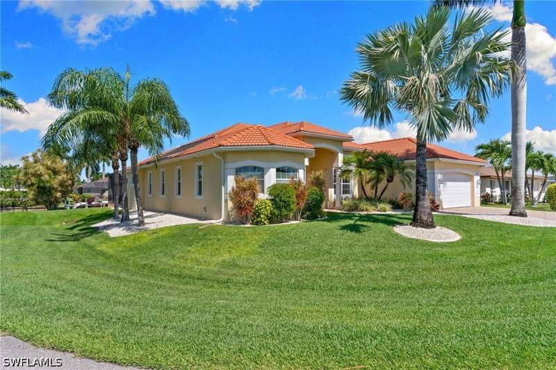3 bedroom SingleFamilyResidence at 3522 SE 19th Ave, Palaco Grande, Cape Coral — photo 4