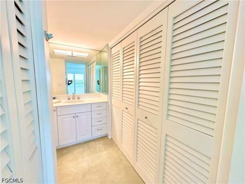 3420 Gulf Shore Blvd N 43, Naples FL - photo 12 of 33