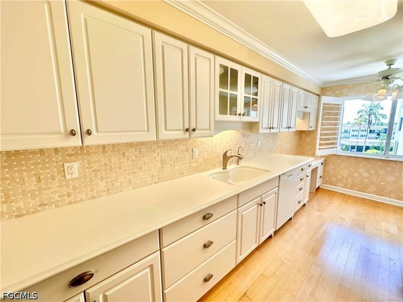 3 bedroom Condominium at 3420 Gulf Shore Blvd N 43, Harborside West, Naples — photo 5