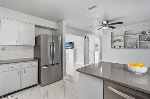 372 Altamont Ave, Fort Myers FL - photo 10 of 47