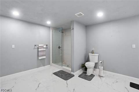 372 Altamont Ave, Fort Myers FL - photo 19 of 47