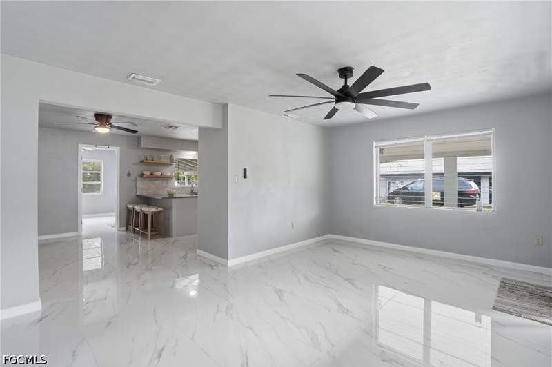 3 bedroom SingleFamilyResidence at 372 Altamont Ave, Alabama Grove Terrace, Fort Myers — photo 4