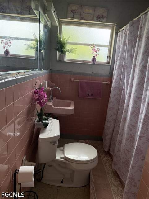3647 Kelly St, Fort Myers FL - photo 10 of 13