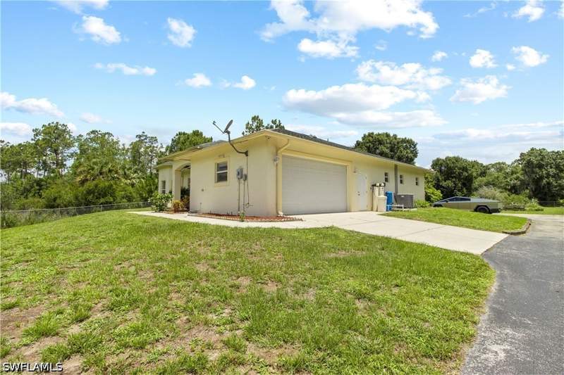 3 bedroom SingleFamilyResidence at 2495 62nd Ave NE, Golden Gate Estates, Naples — photo 4
