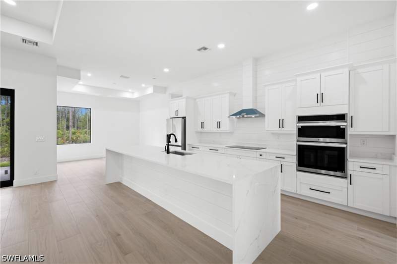 3 bedroom SingleFamilyResidence at 2908 58th Ave NE, Golden Gate Estates, Naples — photo 2