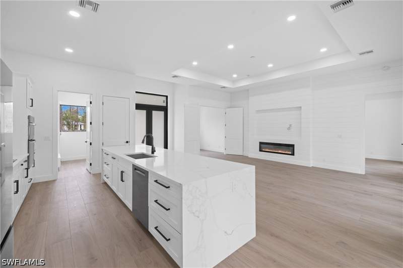 3 bedroom SingleFamilyResidence at 2908 58th Ave NE, Golden Gate Estates, Naples — photo 3