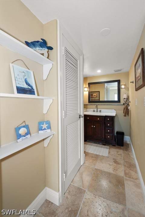 200 Palm Dr 4, Naples FL - photo 13 of 29