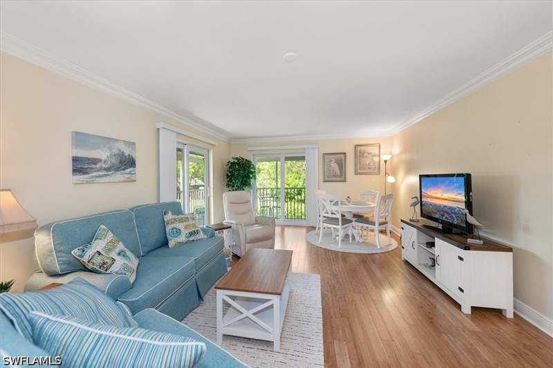 2 bedroom Condominium at 200 Palm Dr 4, Glades Country Club, Naples — photo 3