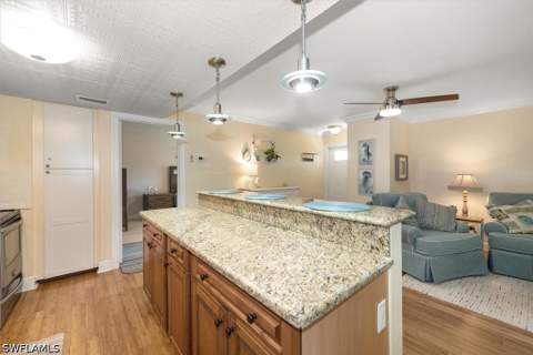 200 Palm Dr 4, Naples FL - photo 9 of 29