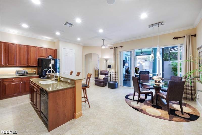 3 bedroom Attached at 5661 Kensington Loop, Bell Tower Park, Fort Myers — photo 4