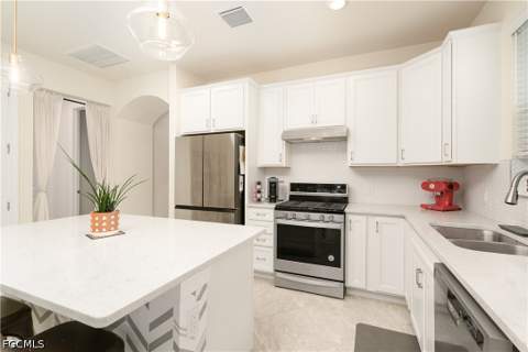 10779 Manatee Key Ln, Estero FL - photo 8 of 33
