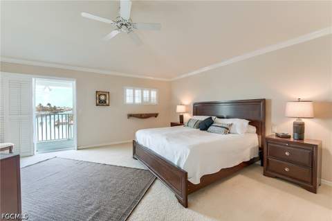12205 Siesta Dr, Fort Myers Beach FL - photo 8 of 50