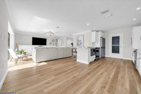 128 San Salvador St, Naples FL - photo 9 of 30