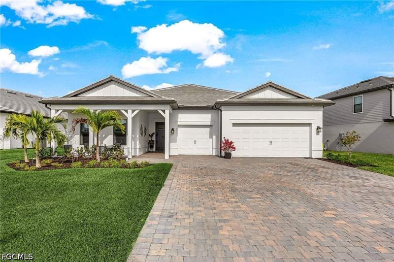 3 bedroom SingleFamilyResidence at 20852 Napa Loop, Verdana Village, Estero — photo 3