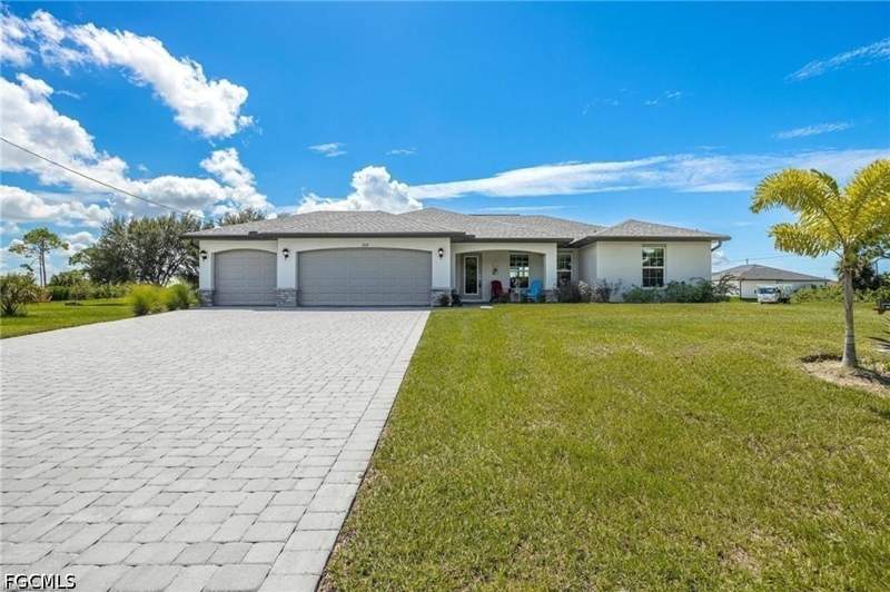 3 bedroom SingleFamilyResidence at 3620 NW 42nd Ter, Cape Coral, Cape Coral — photo 2