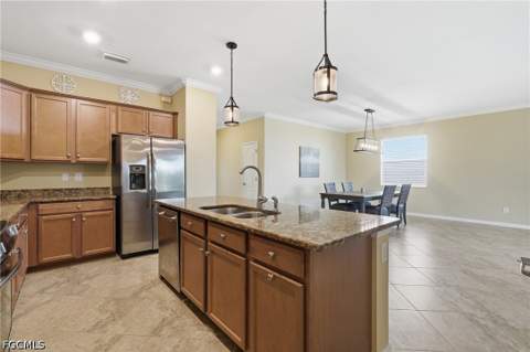 2007 Parson St, Naples FL - photo 8 of 34