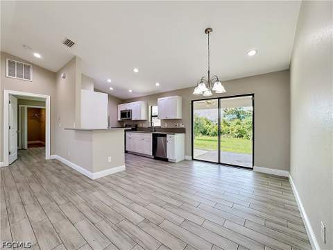 2612 15th St SW, Lehigh Acres FL - photo 11 of 31