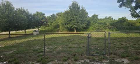 1401 Yvonne Ave S, Lehigh Acres FL - photo 17 of 18