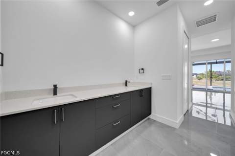 2720 NW 41st Ave, Cape Coral FL - photo 15 of 33