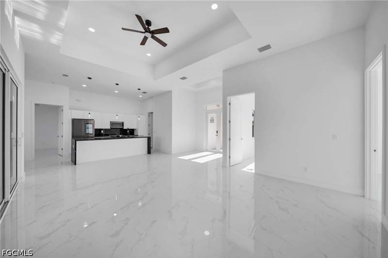 3 bedroom SingleFamilyResidence at 2712 NW 41st Ave, Cape Coral, Cape Coral — photo 3