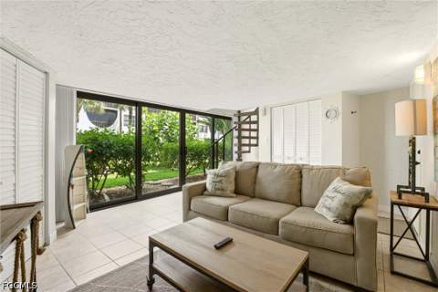 1011 Anglers Cv H203, Marco Island FL - photo 16 of 38