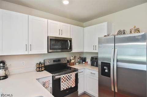 8107 Haley Creek Way, Lehigh Acres FL - photo 14 of 38