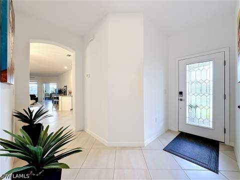 2558 Vine Ave, Naples FL - photo 12 of 47