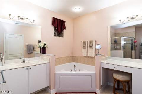 2540 Keystone Lake Dr, Cape Coral FL - photo 19 of 43