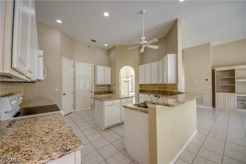 8904 Baytowne Loop, Fort Myers FL - photo 14 of 50