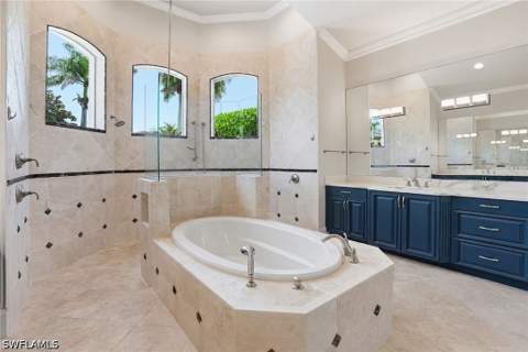 9340 Vittoria Ct, Fort Myers FL - photo 10 of 46