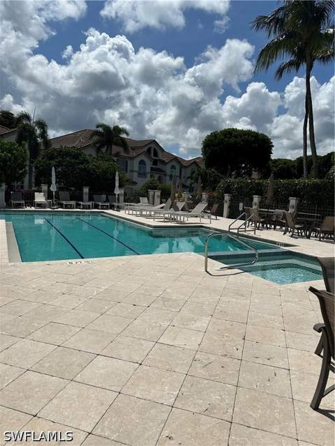 157 Colonade Cir 1002, Naples FL - photo 15 of 22