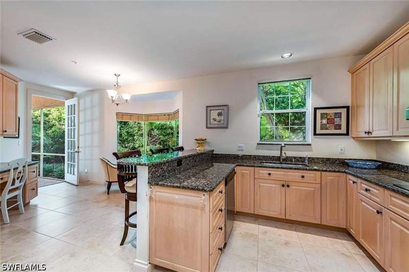 3 bedroom Condominium at 157 Colonade Cir 1002, Colonade, Naples — photo 4