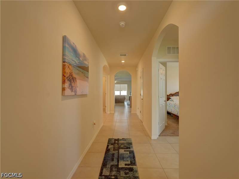 4 bedroom SingleFamilyResidence at 328 SW 24th Pl, Cape Coral, Cape Coral — photo 4