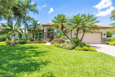 8793 Mustang Island Cir, Naples FL - photo 7 of 50