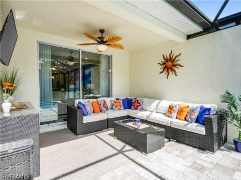 14695 Edgewater Cir, Naples FL - photo 23 of 36