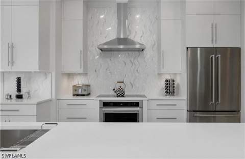 8967 Lely Island Cir, Naples FL - photo 8 of 23