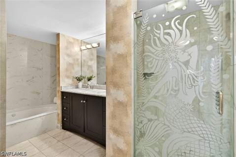 6075 Pelican Bay Blvd 204, Naples FL - photo 13 of 25
