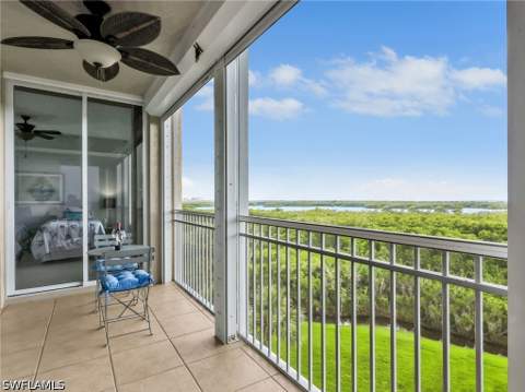 1001 Arbor Lake Dr 406, Naples FL - photo 13 of 49