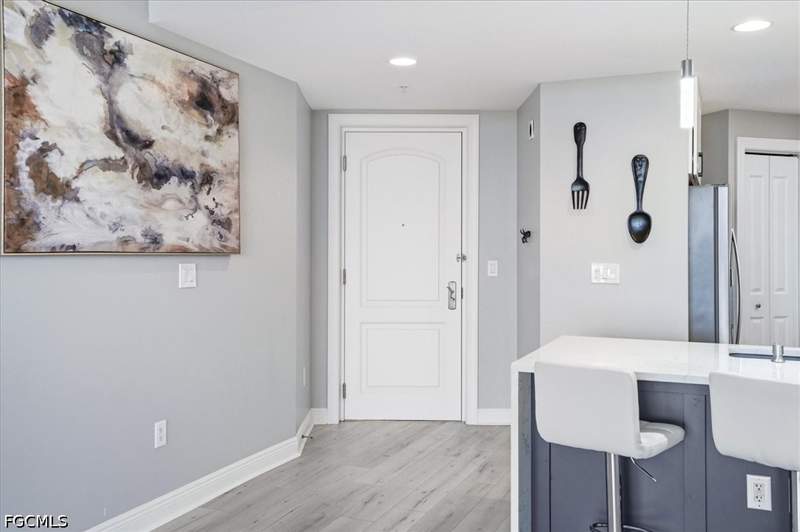 2 bedroom Condominium at 5781 Cape Harbour Dr 906, Cape Harbour, Cape Coral — photo 4