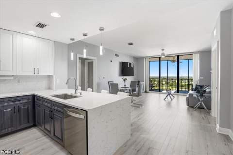 5781 Cape Harbour Dr 906, Cape Coral FL - photo 6 of 36