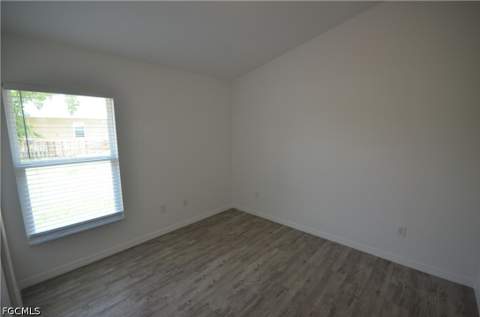 2225 Carver Ave, Fort Myers FL - photo 7 of 22