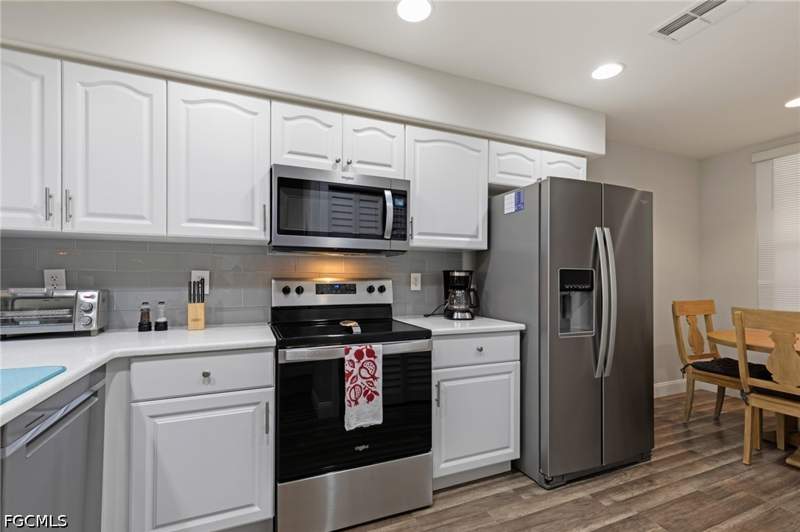 2 bedroom Condominium at 16411 Millstone Cir 104, Waterford, Fort Myers — photo 4