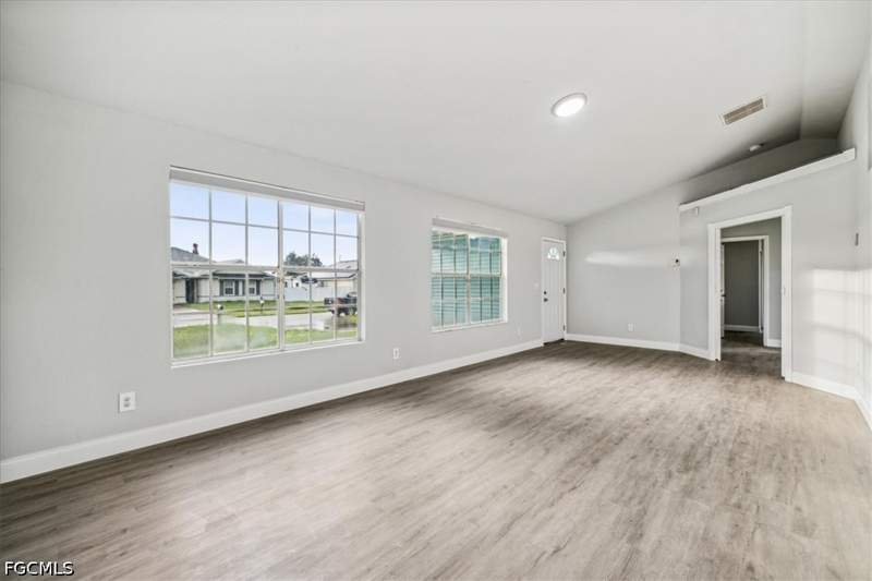 3 bedroom SingleFamilyResidence at 2701 SW 8th Ct, Cape Coral, Cape Coral — photo 2