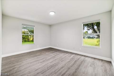 2701 SW 8th Ct, Cape Coral FL - photo 7 of 19