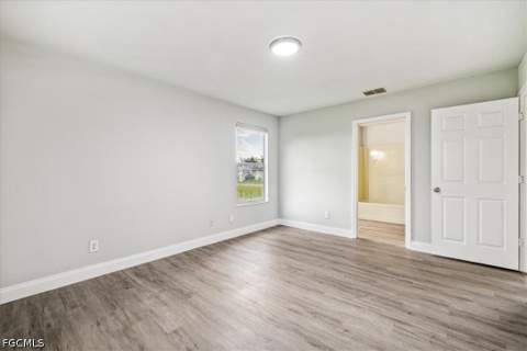2701 SW 8th Ct, Cape Coral FL - photo 8 of 19